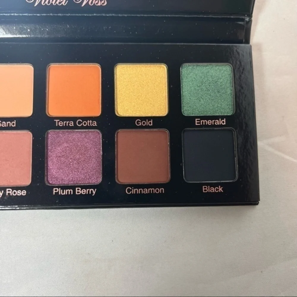 Violet Voss Essentials Series Eyeshadow Palette